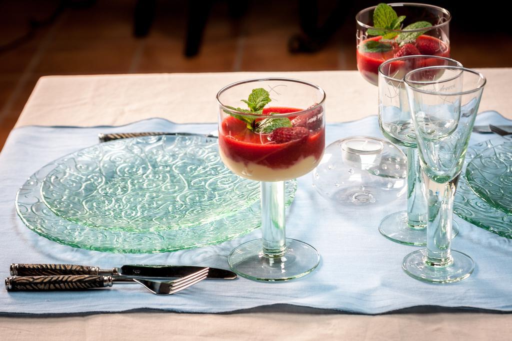 Ecoverode Hotel Emblematico Vegetariano Vegano أرونا المظهر الخارجي الصورة